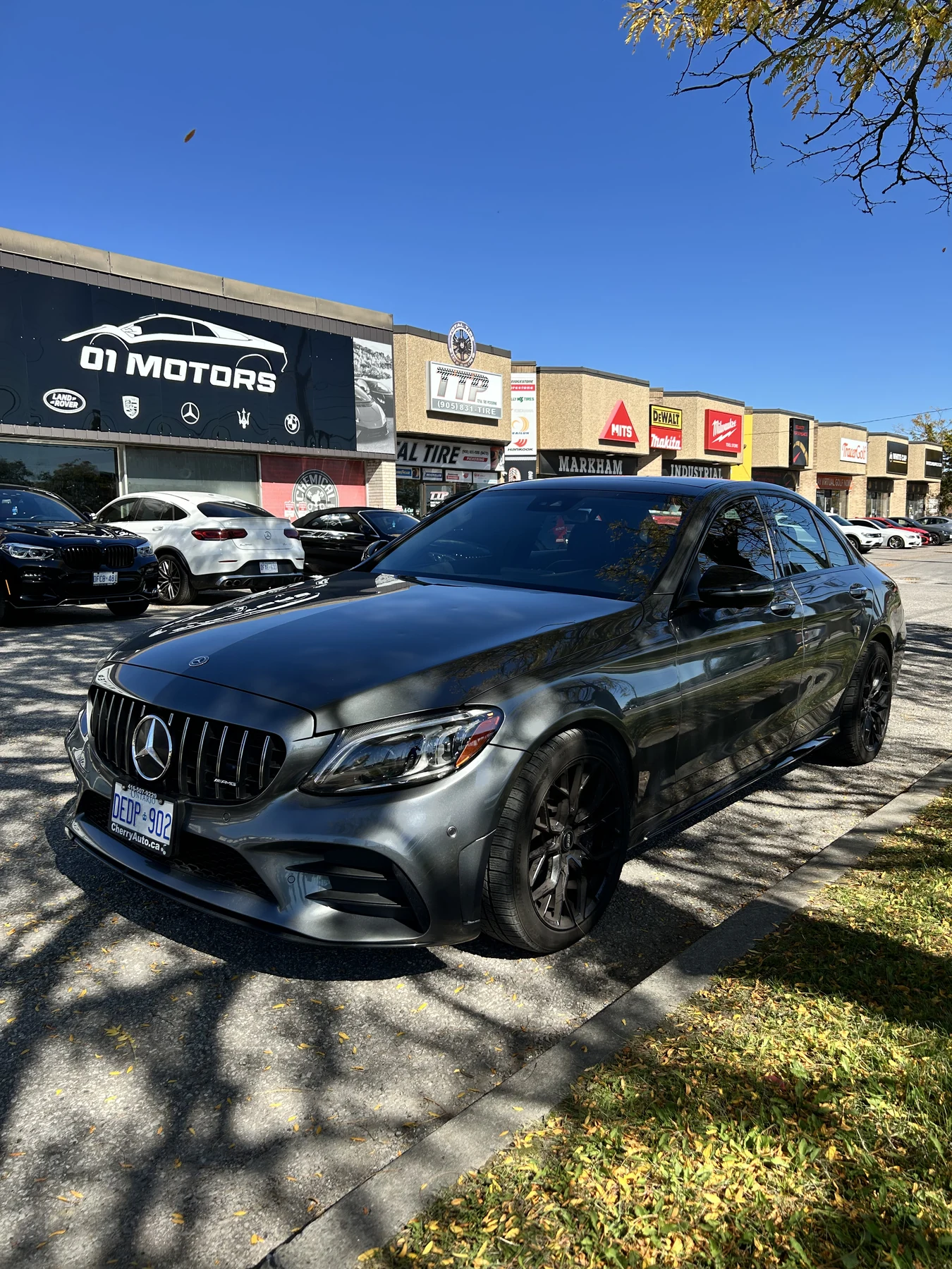 Mercedes C43 AMG (Black)